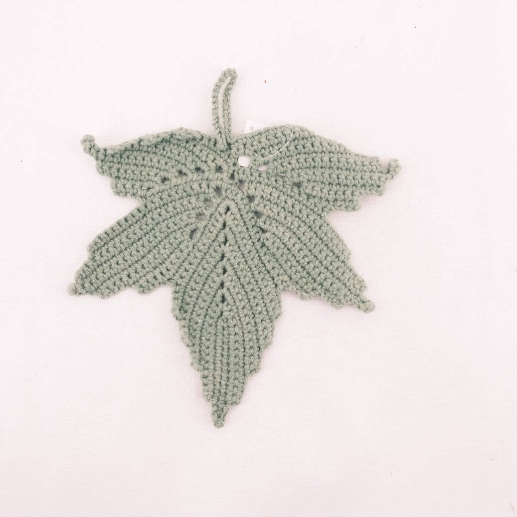 Crochet Harvrest Leaf CE20281