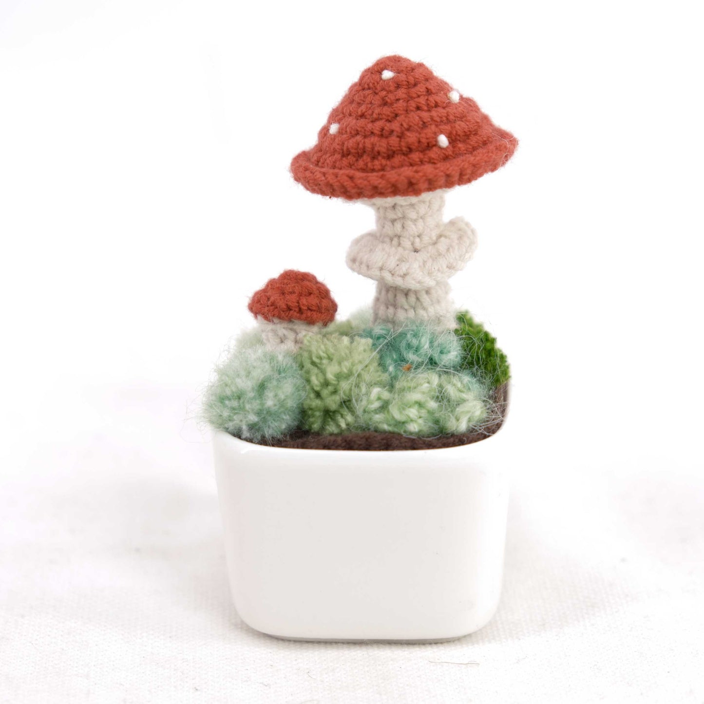 Crochet Flower Pot CE30417