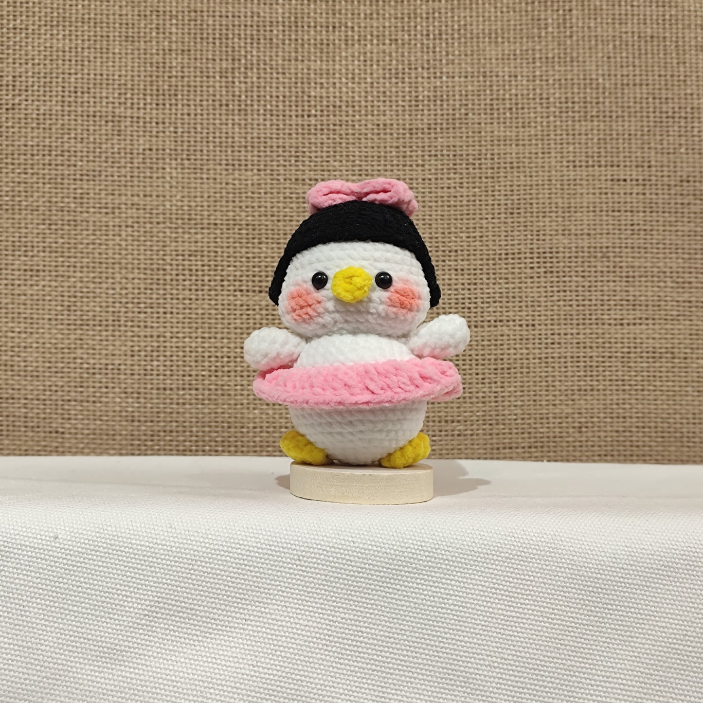Crochet Cute Duck Needlecraft CE30583