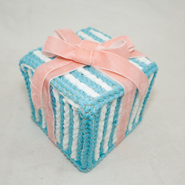 Crochet Christmas Gift Box Ornament CF20343