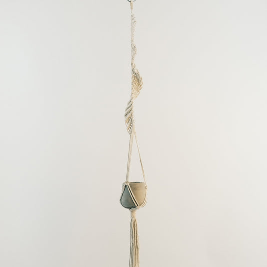 Macrame Plant Holder with Ceramic Pot 2320003