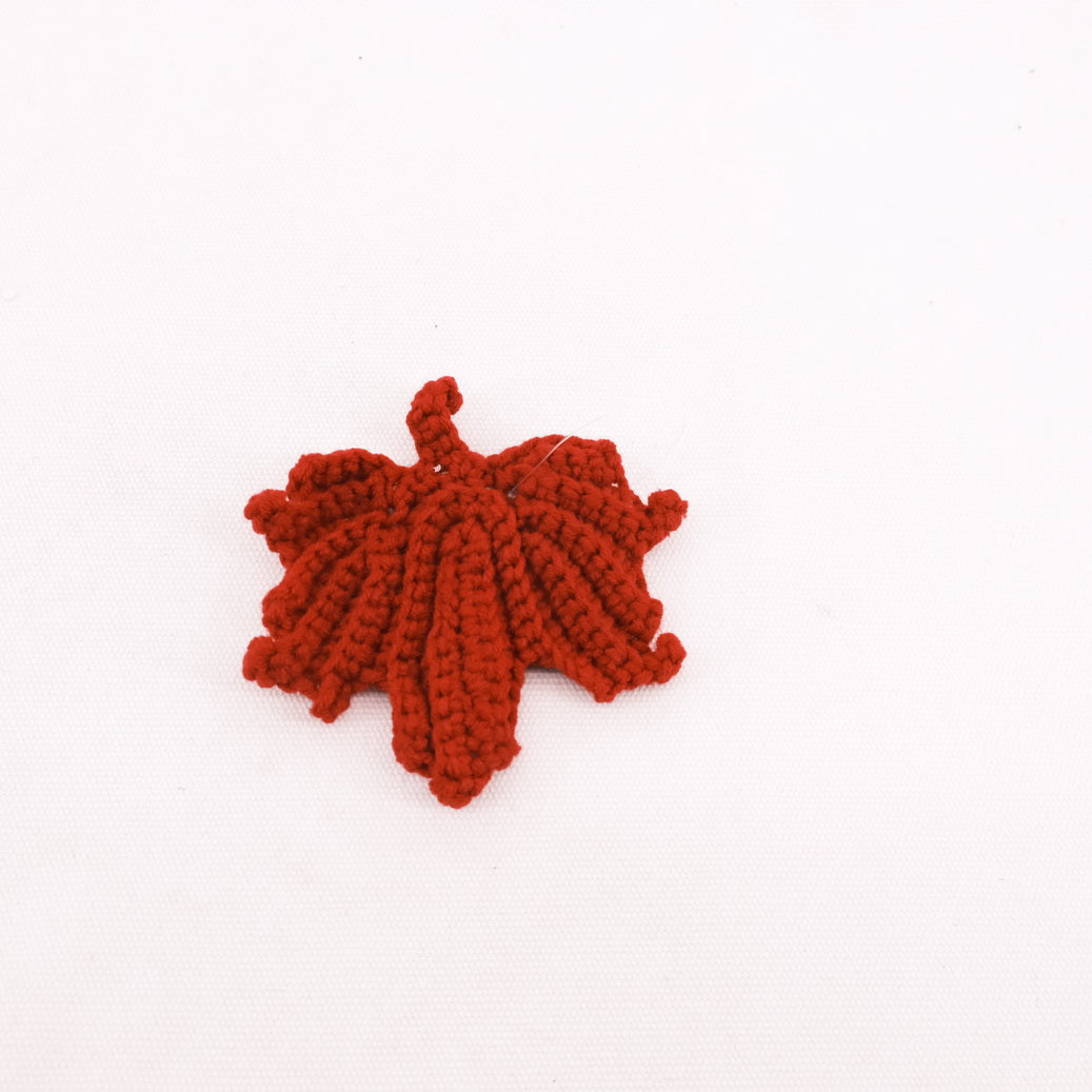 Crochet Harvest Maple Leaf CE2059