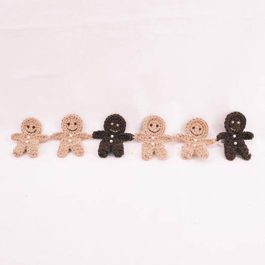 Crochet Gingerbread Man Garland Canton Fair CE20354