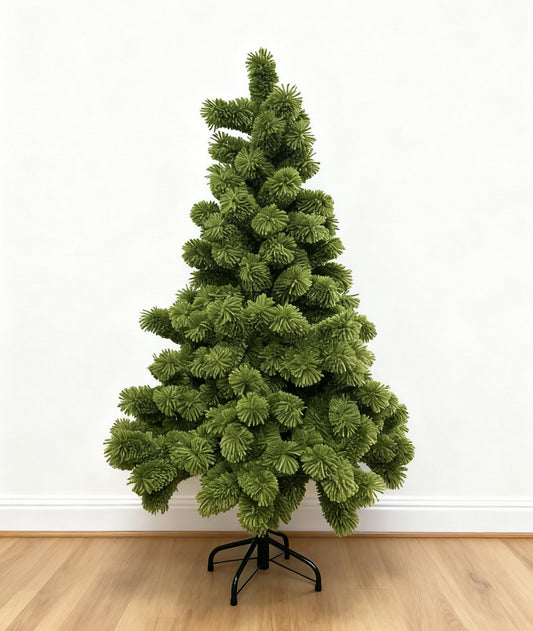 Handmade Yarn Christmas Tree Red CF20383