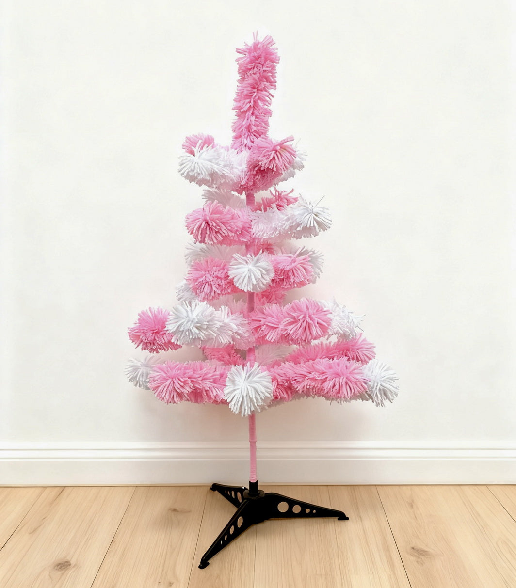 Handmade Yarn Christmas Tree Pink CF20394