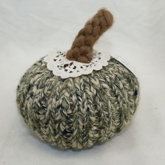 Icelandic Wool Harvest Fall Pumpkin Ornament CF20468