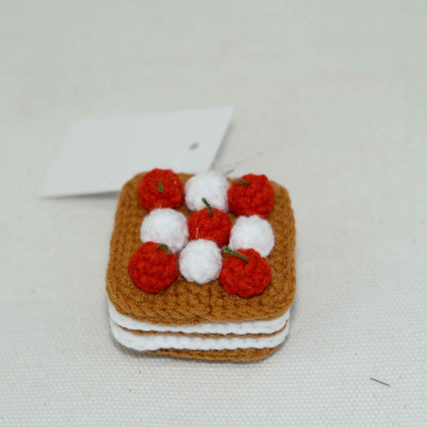 Crochet Mini Cake Gift Food Ornament CF30345